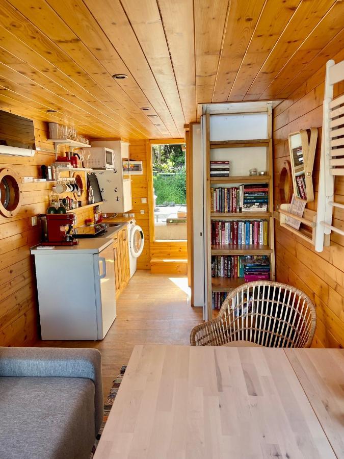 Houseboat Ginger Hotel na wodzie Praga