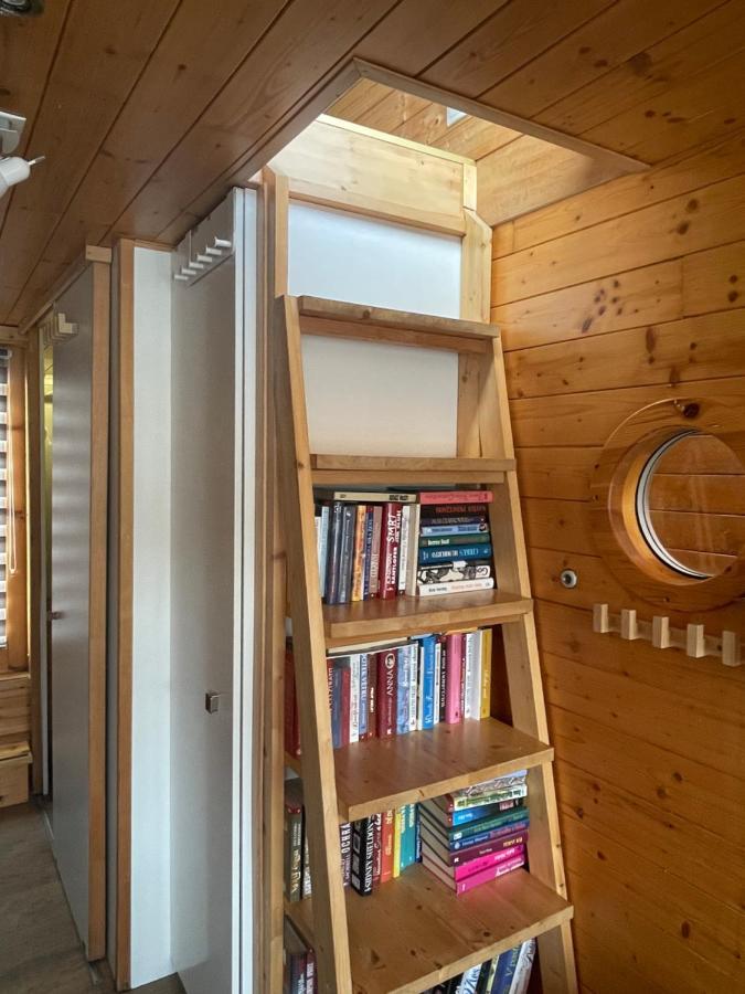 Hotel na wodzie Houseboat Ginger *